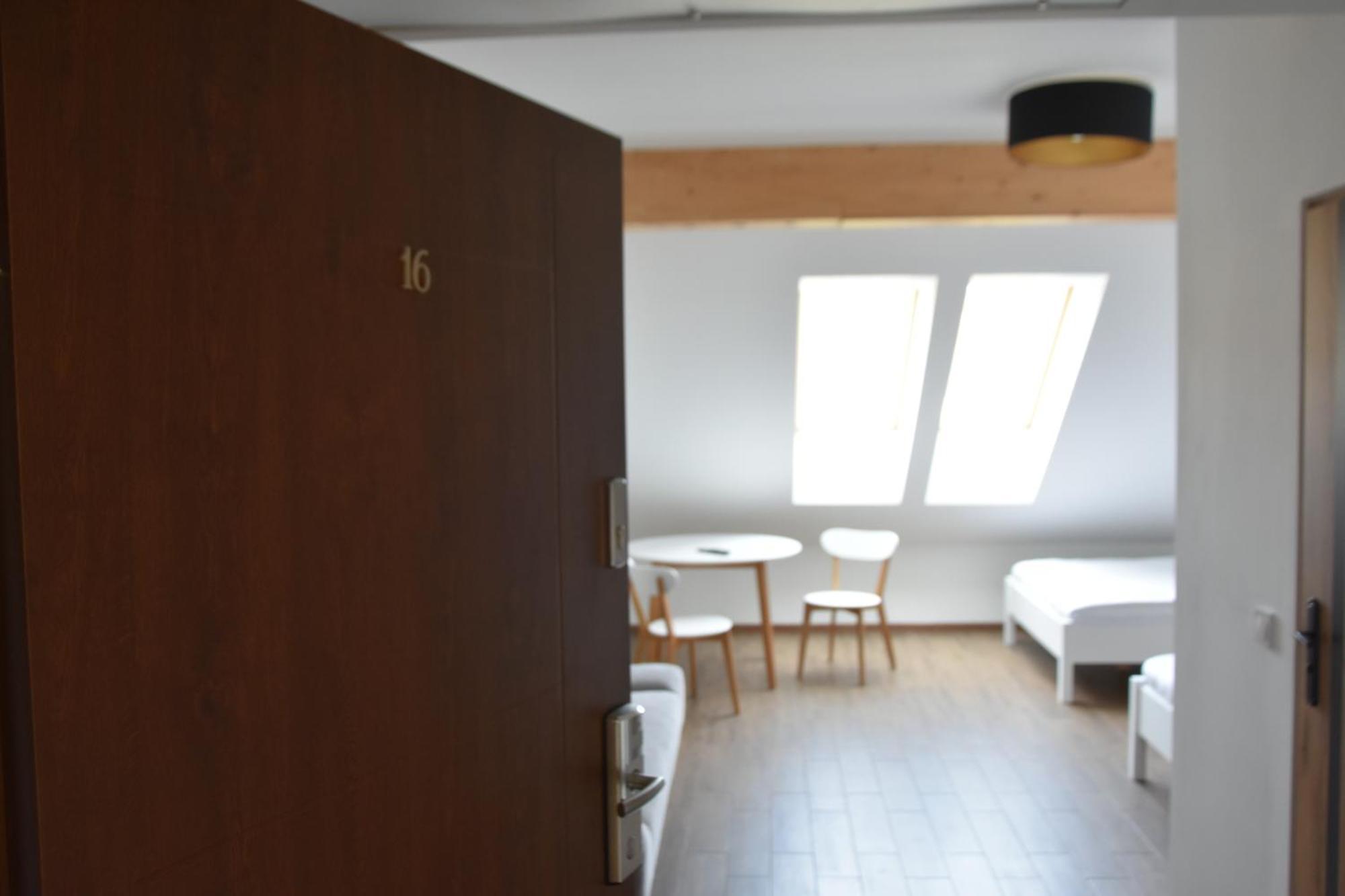 B&B Dom Z Bali Milkow  Luaran gambar