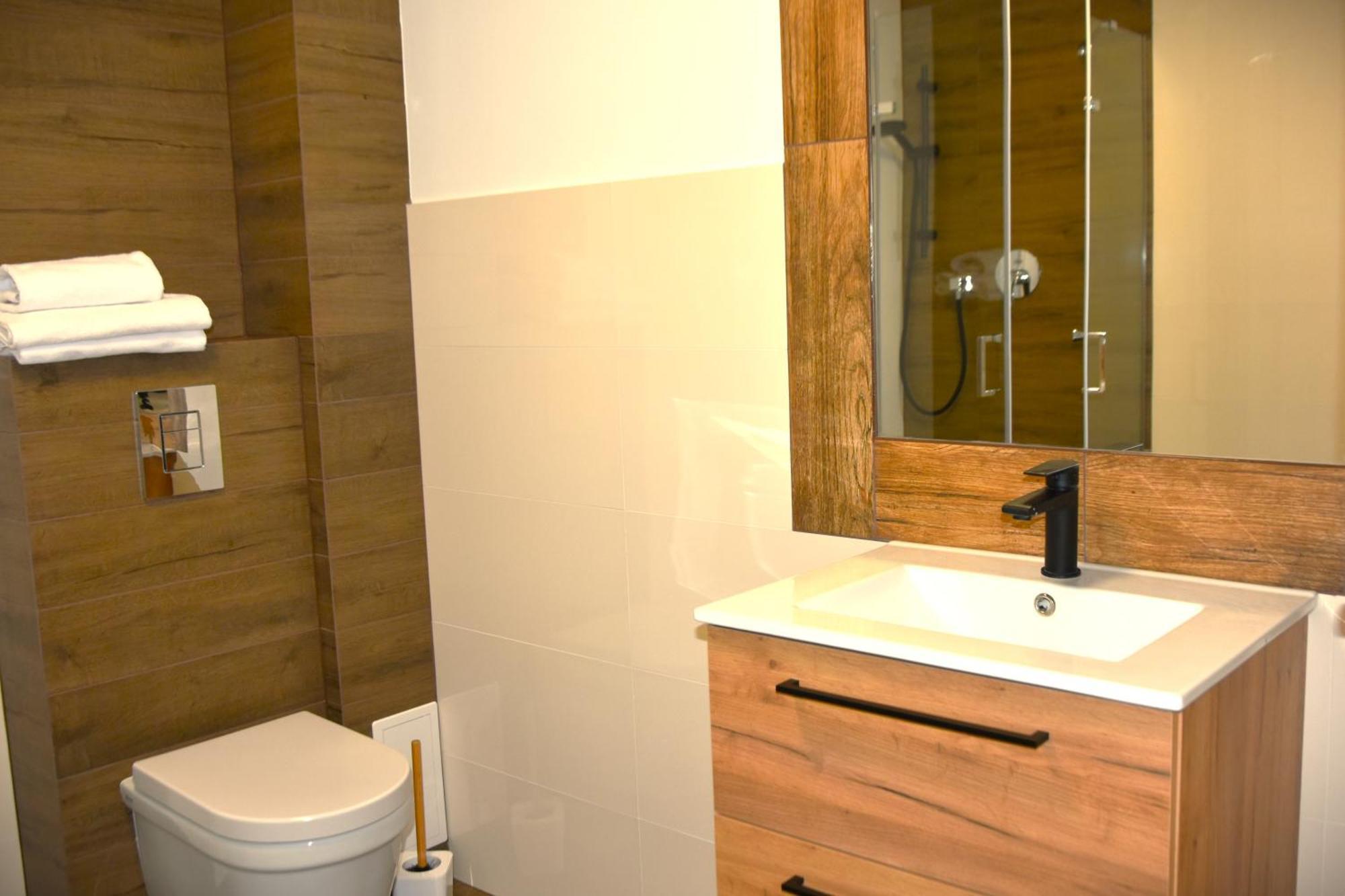 B&B Dom Z Bali Milkow  Luaran gambar