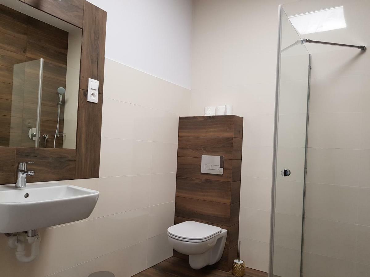 B&B Dom Z Bali Milkow  Luaran gambar